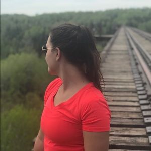 Meet your Posher, Stephanie